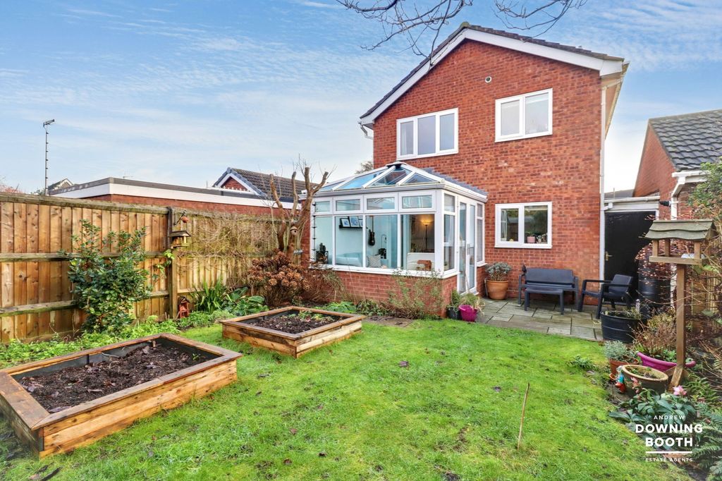 Property photo 2 of 25