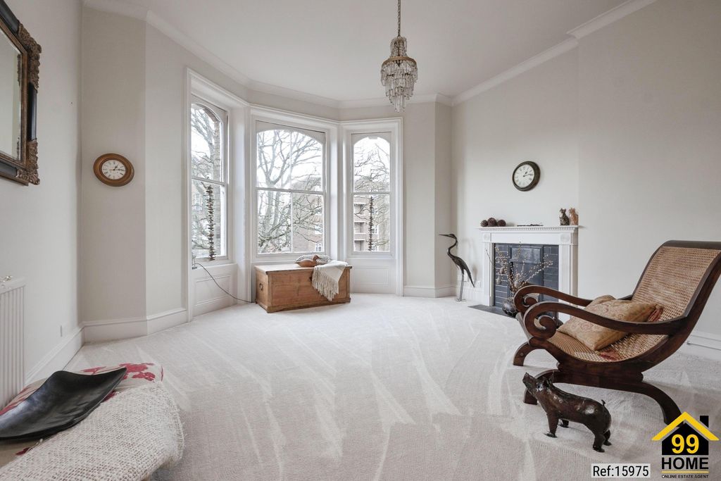 Property photo 3 of 29 Photo 2