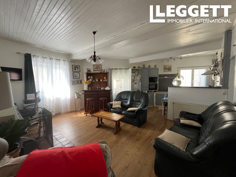Property photo 2 of 10