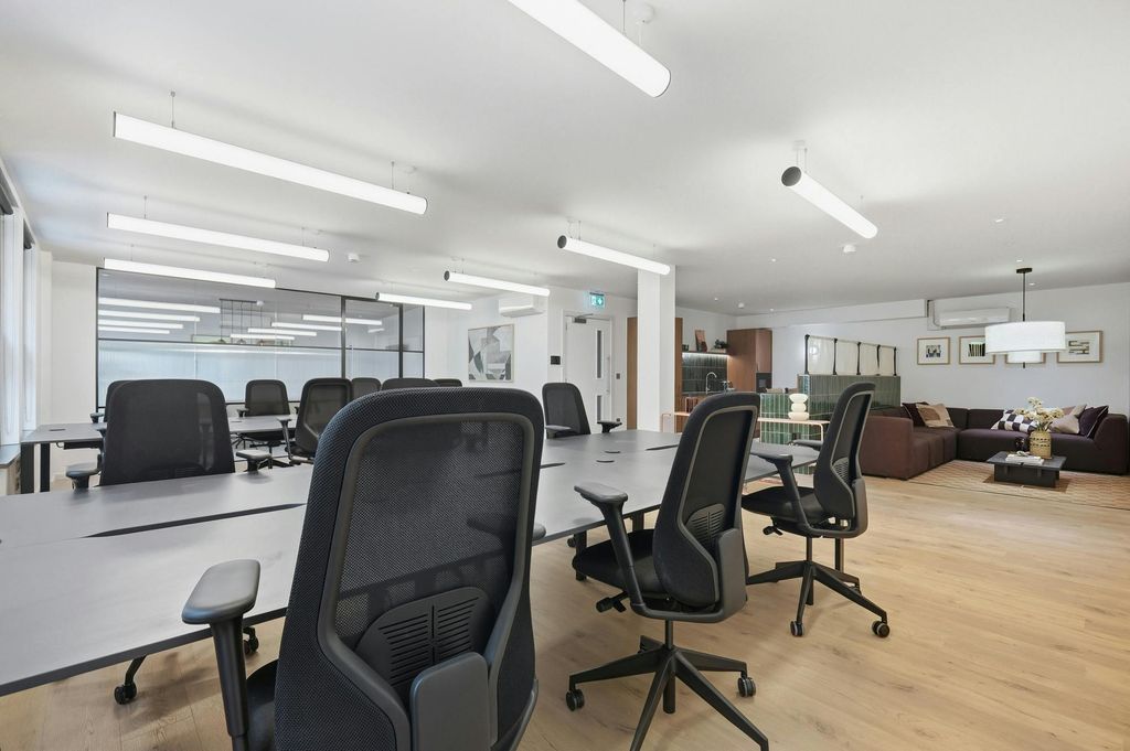 Property photo 3 of 11 Img_9431.Jpg