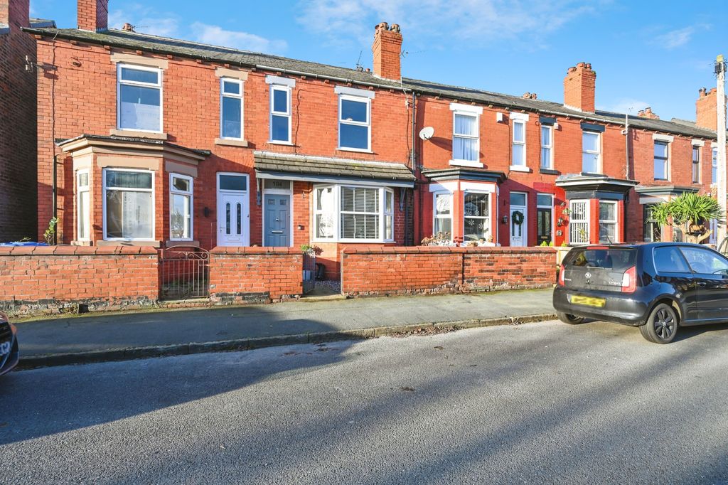 Property photo 3 of 25