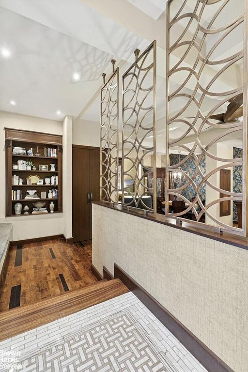 Property photo 2 of 13 <Alttext/>