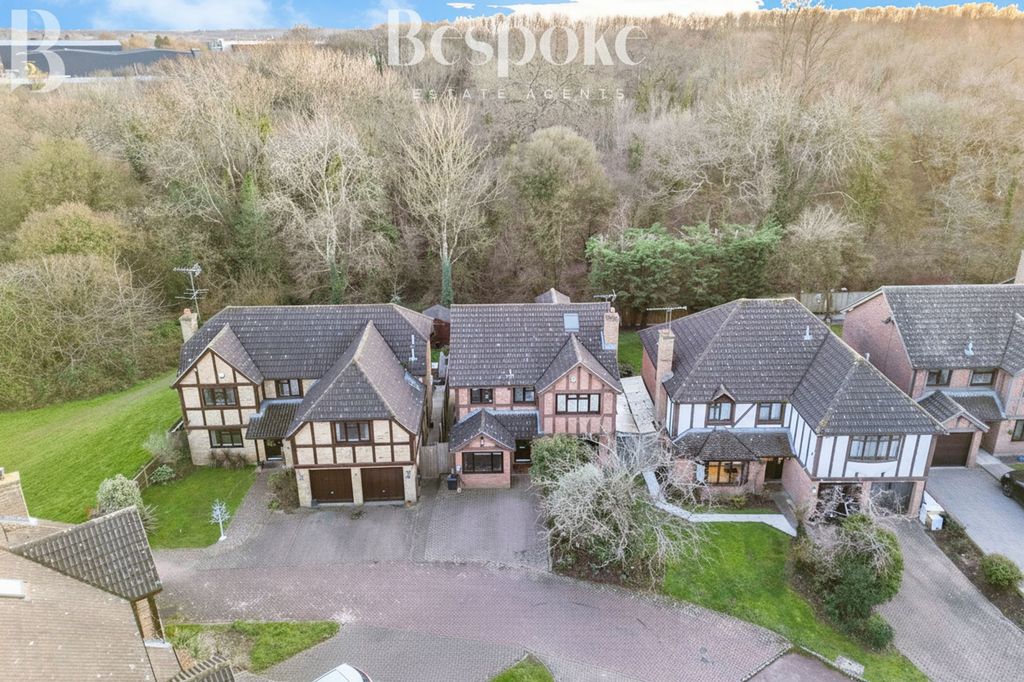 Property photo 3 of 55