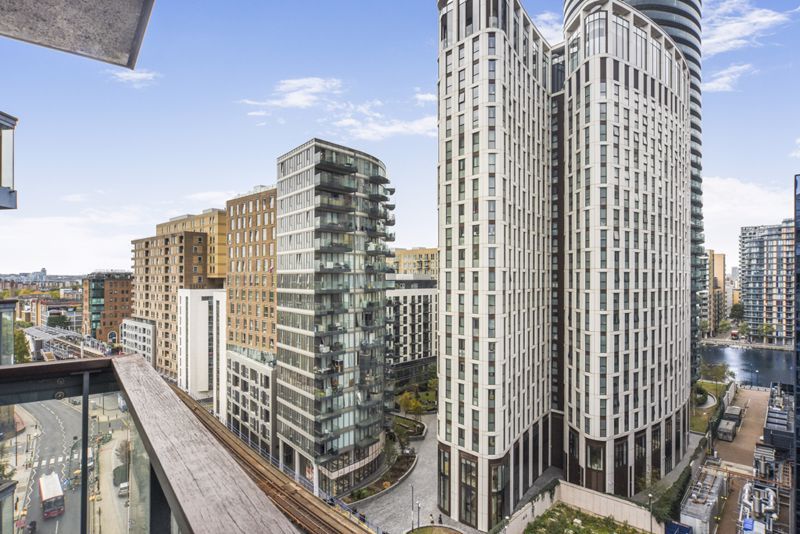 Property photo 1 of 9 Photo 7