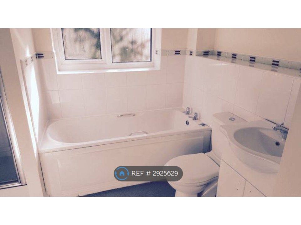 Property photo 2 of 2 Bathroom