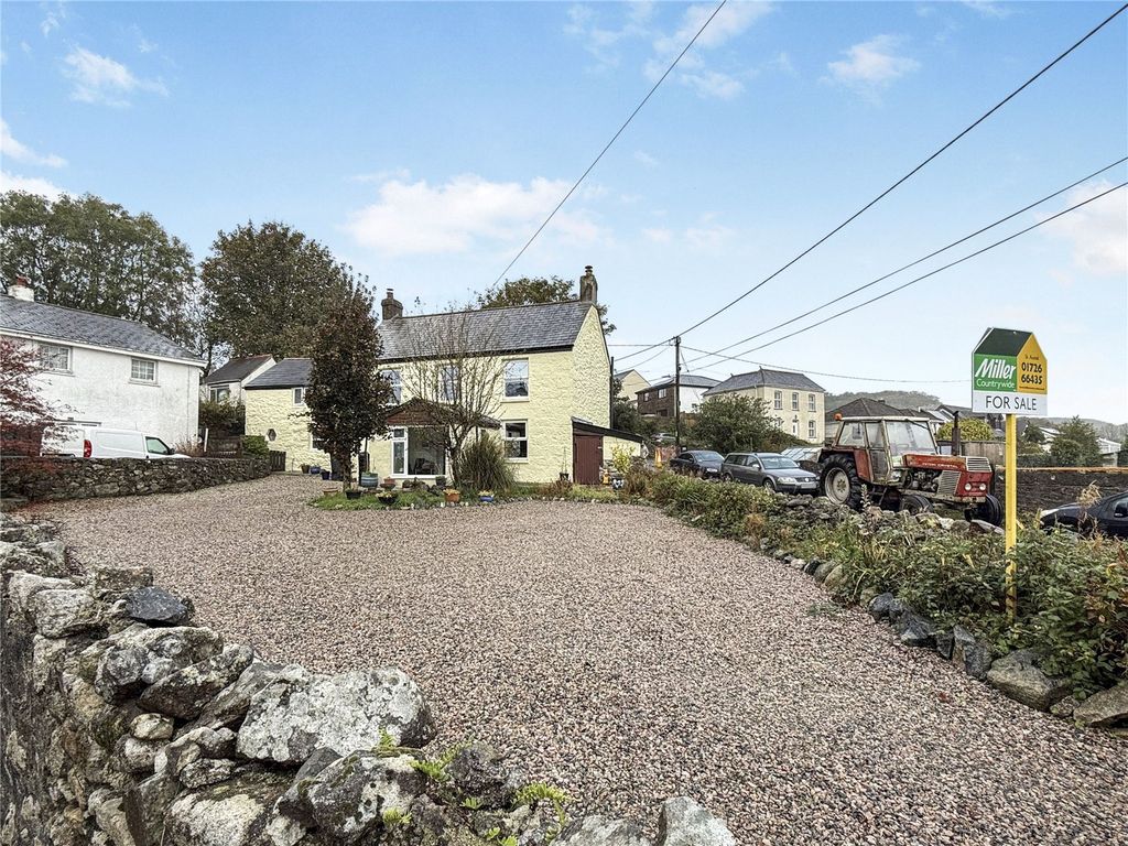 Property photo 2 of 25 Picture No. 24