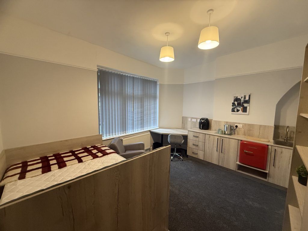 Property photo 2 of 10 Img 4250