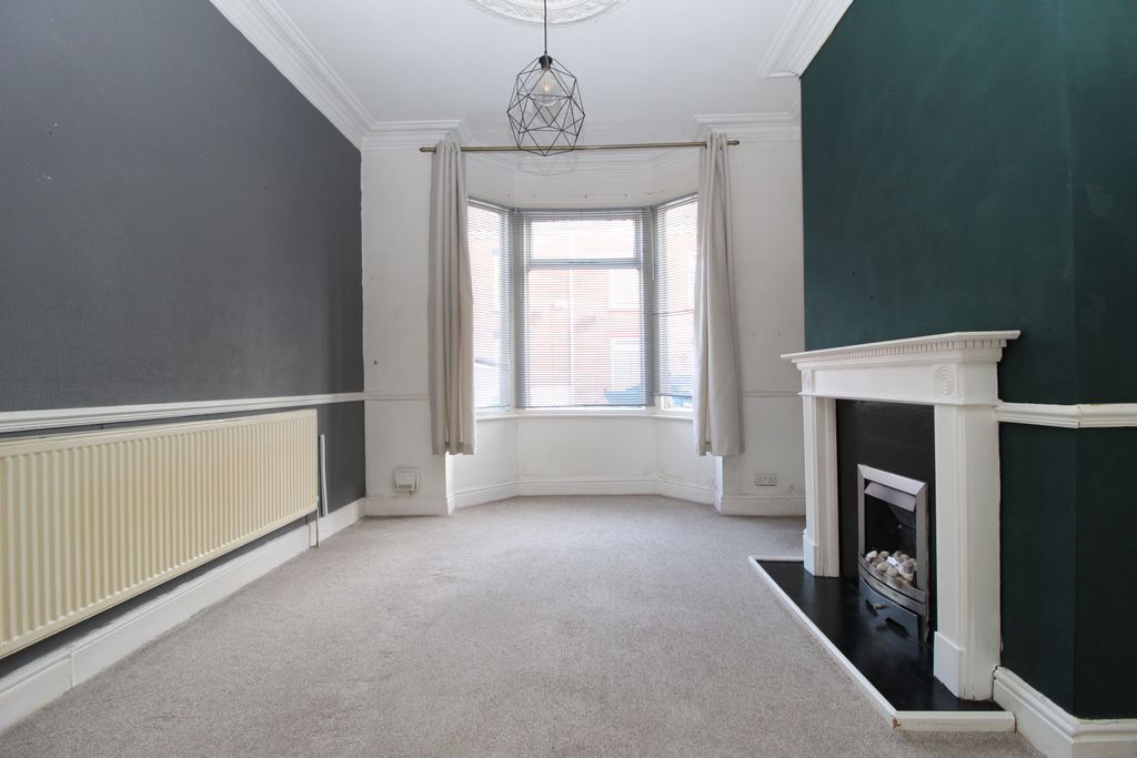 Property photo 2 of 14