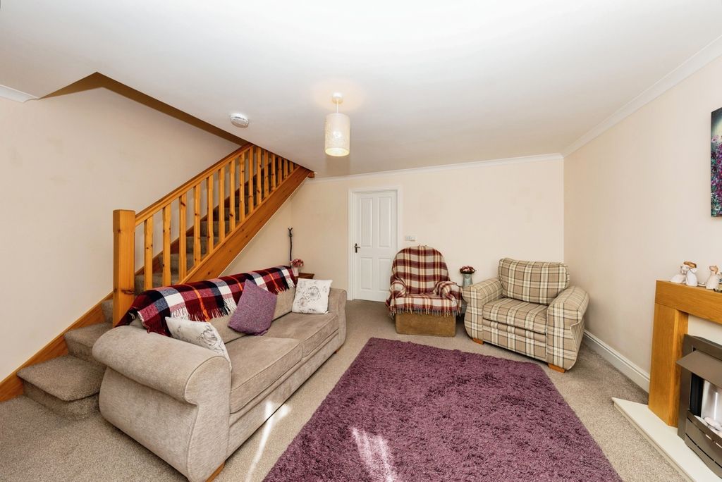 Property photo 3 of 15 Pbox-Img.Jpg