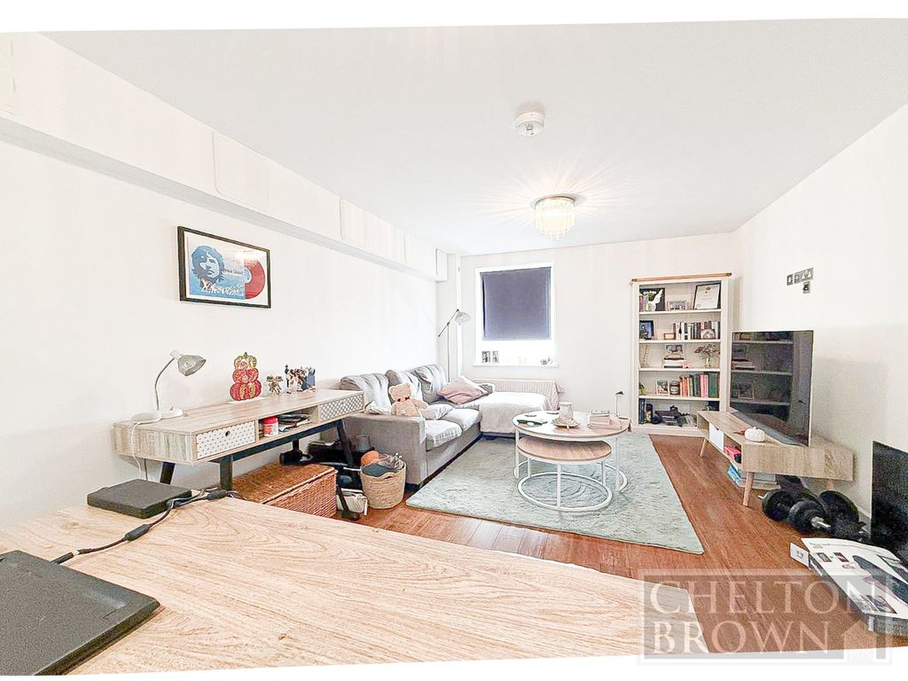 Property photo 3 of 10 Picture No. 14