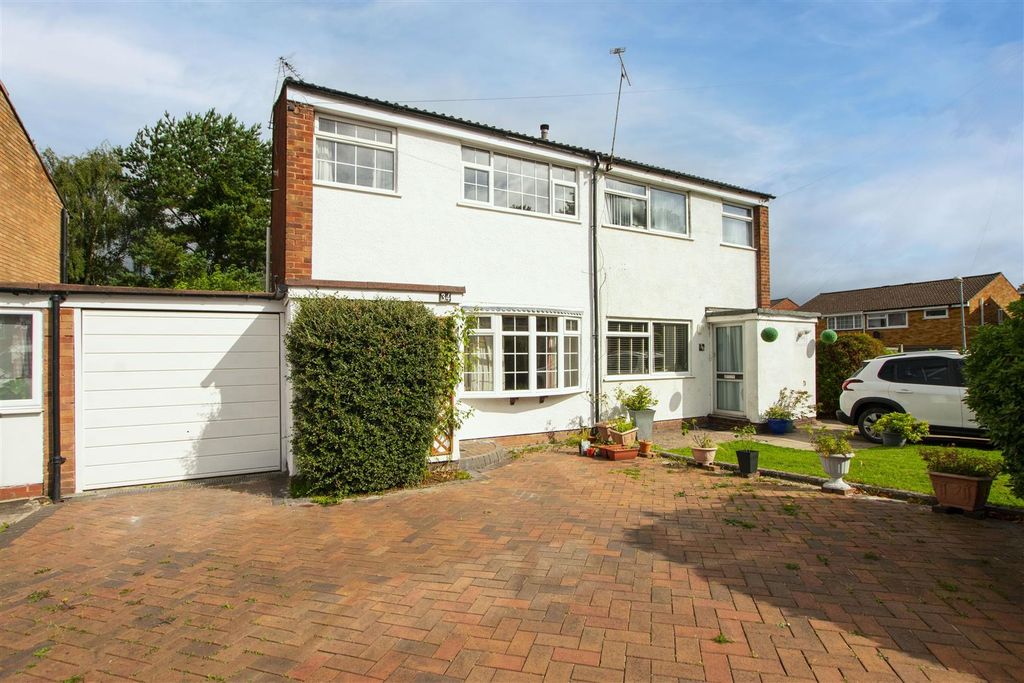Property photo 1 of 26 Approach