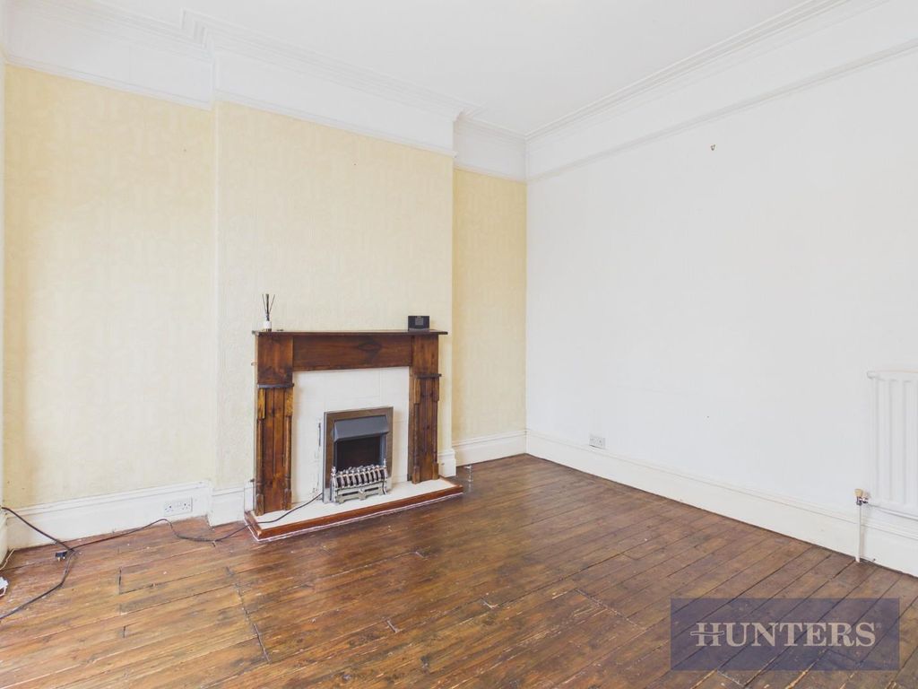 Property photo 3 of 23 Cam05316G0-Pr0342-Still002.Jpg