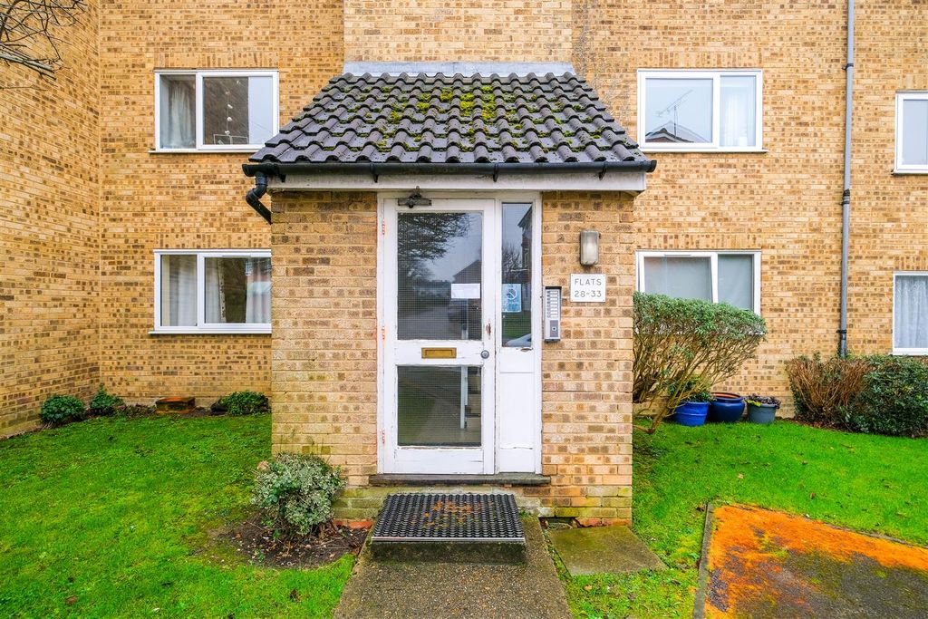 Property photo 1 of 18 19