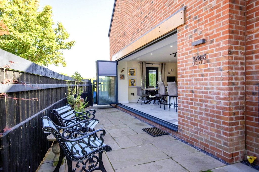 Property photo 3 of 43 Picture No. 55