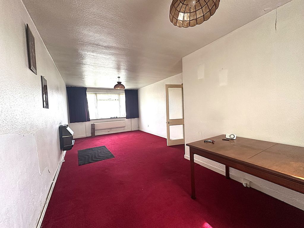 Property photo 2 of 11 Image 1