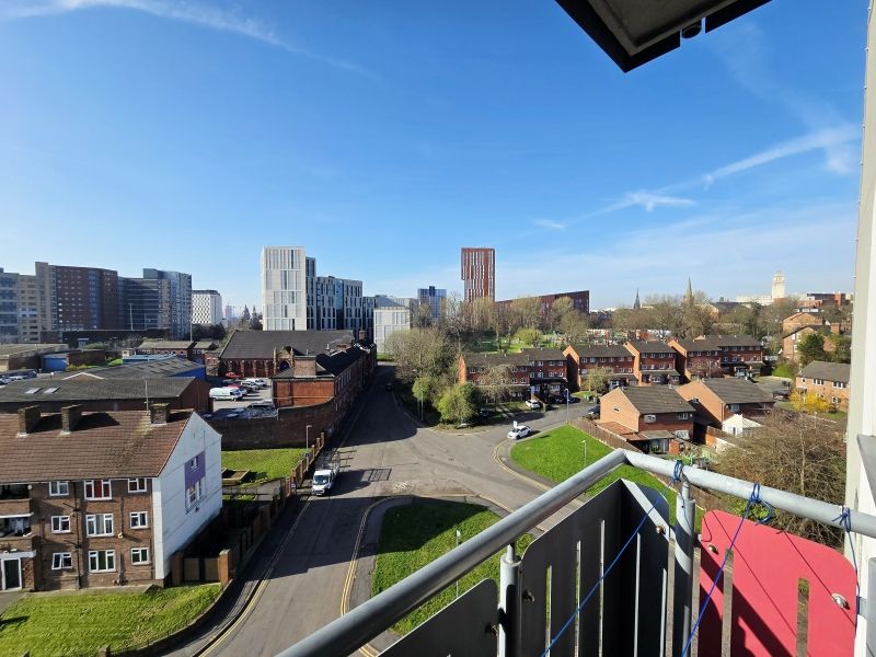 Property photo 3 of 8