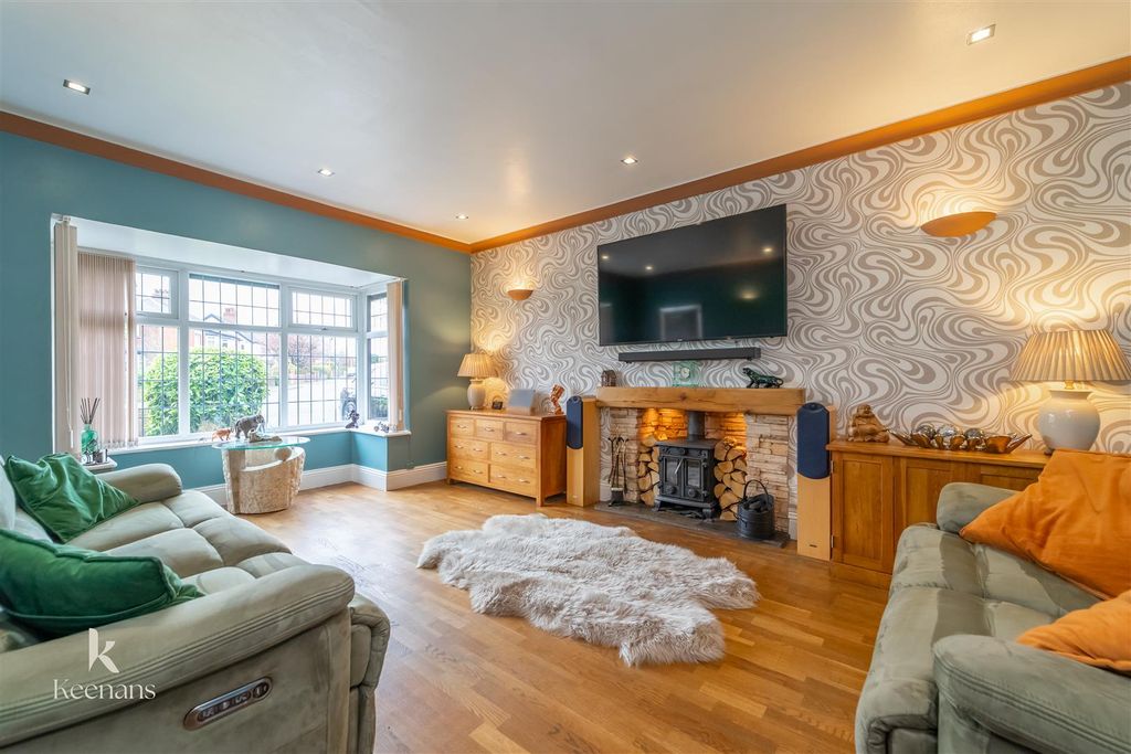 Property photo 3 of 38