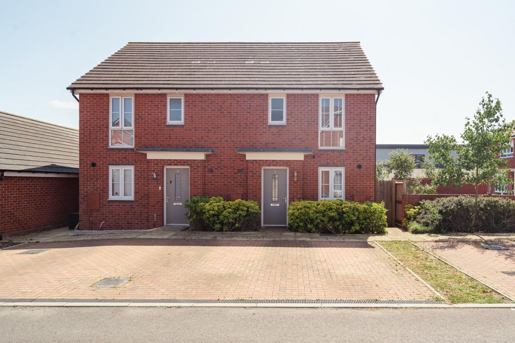 Property photo 1 of 17 21 (2)