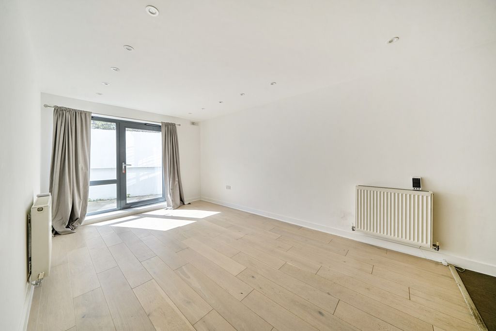 Property photo 2 of 17 1502389 (12).Jpg
