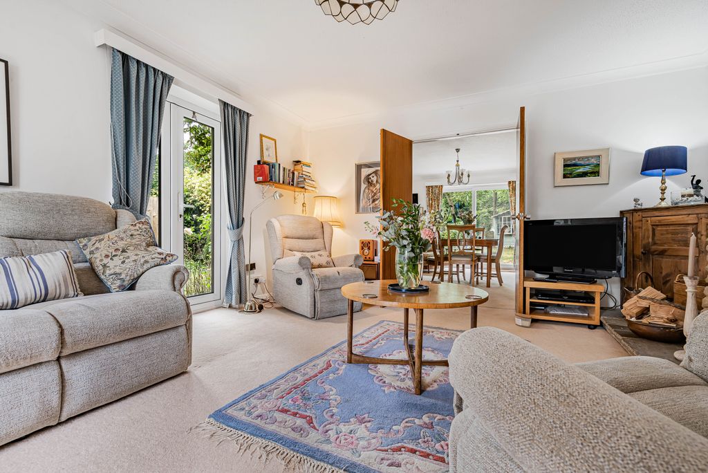 Property photo 2 of 26 2981393