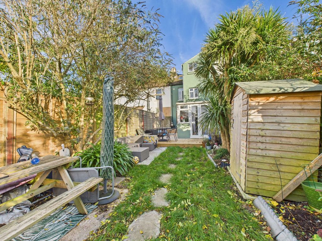 Property photo 3 of 14