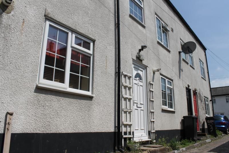 Property photo 1 of 6
