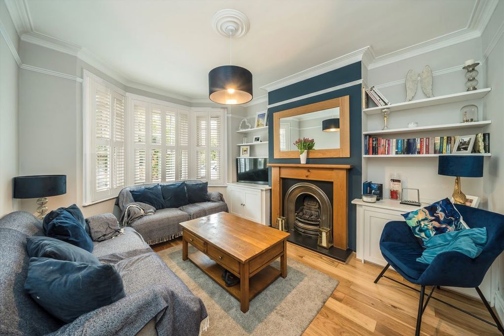 Property photo 2 of 7
