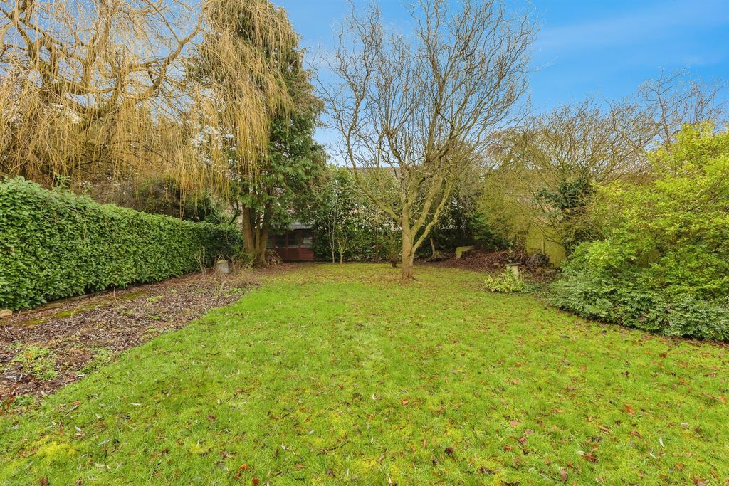 Property photo 3 of 18