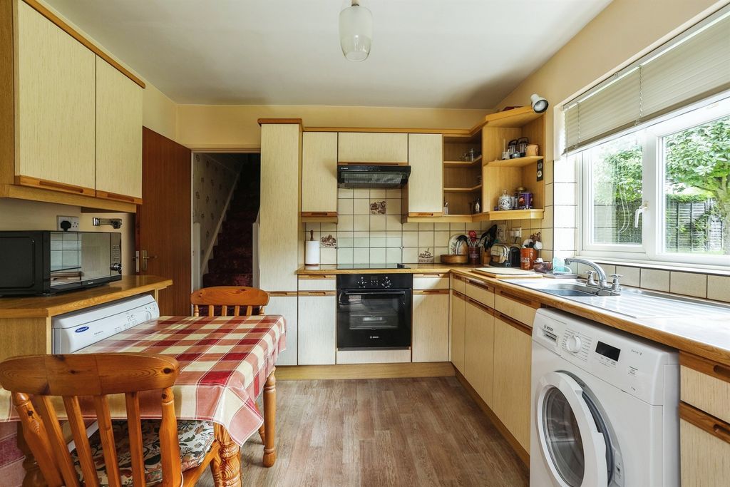 Property photo 3 of 15