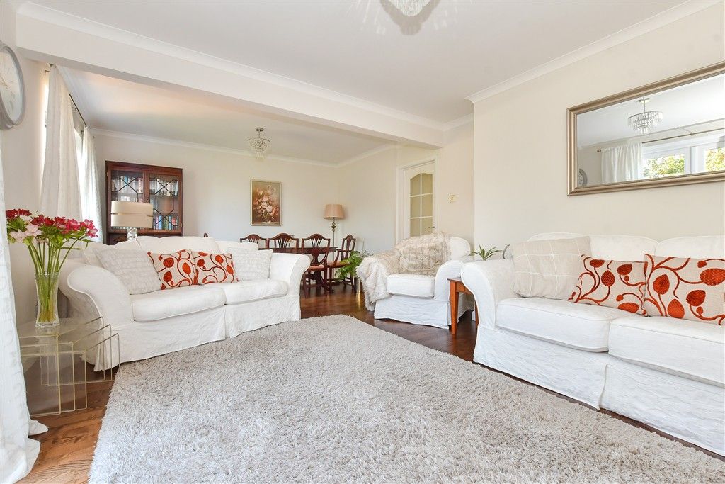 Property photo 2 of 14 Lounge/Diner