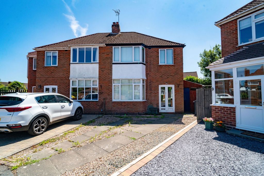 Property photo 1 of 16