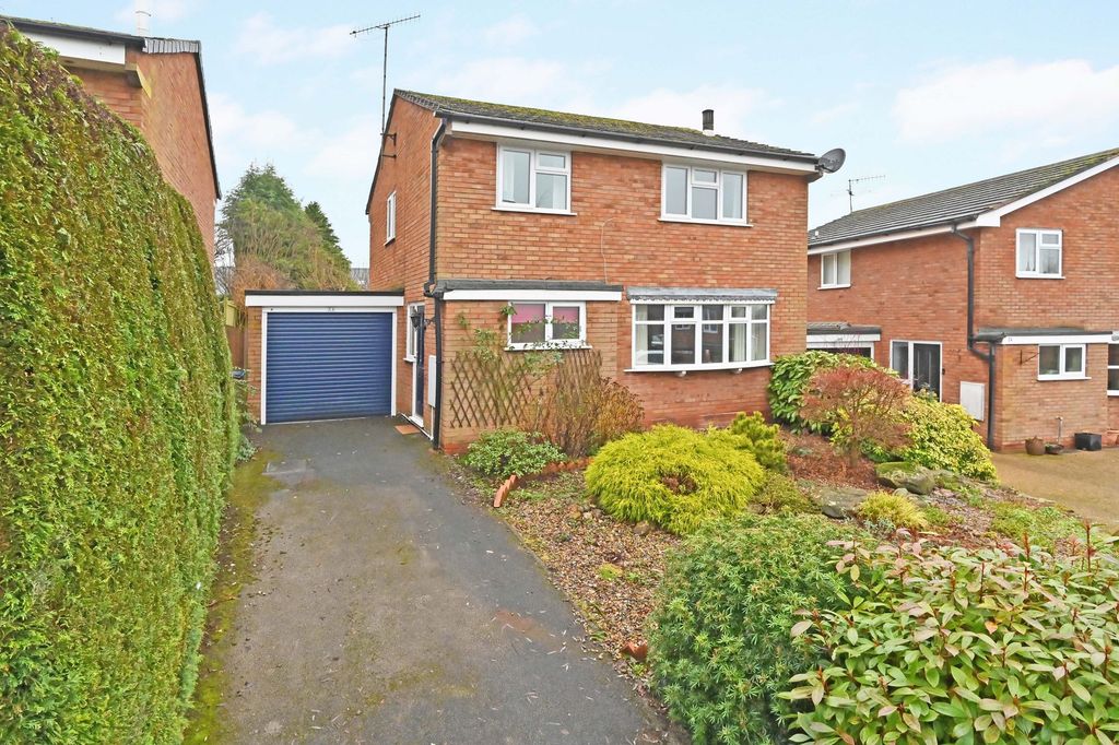 Property photo 1 of 21