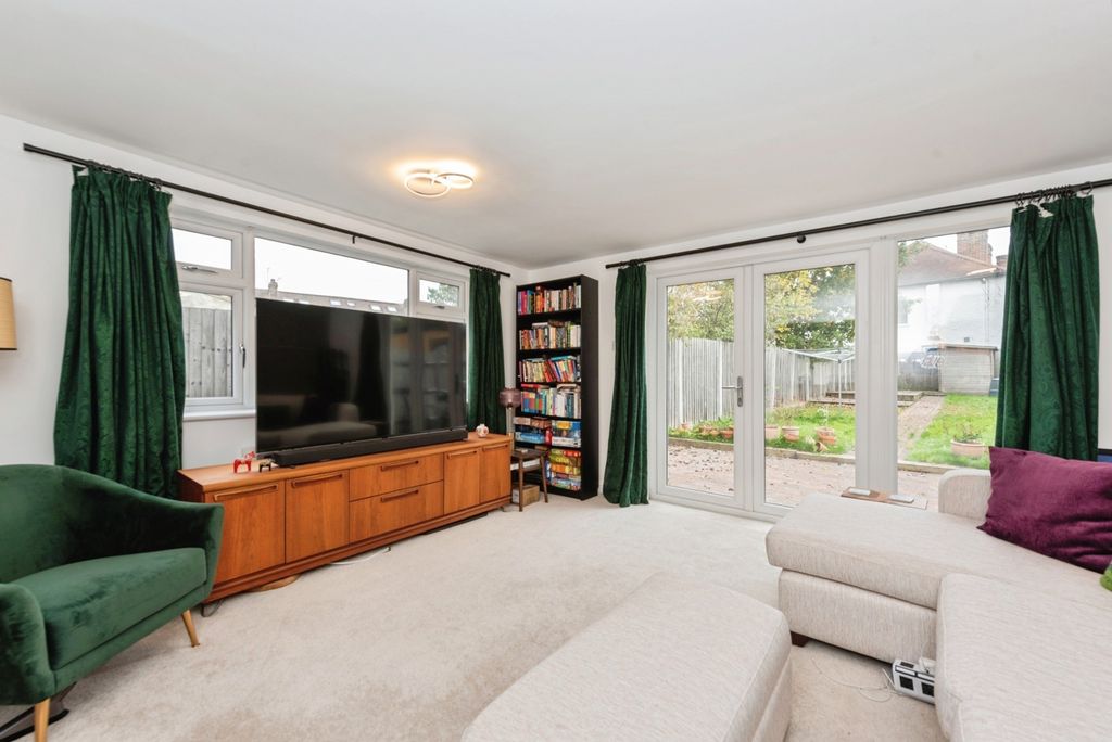 Property photo 2 of 16 Reception