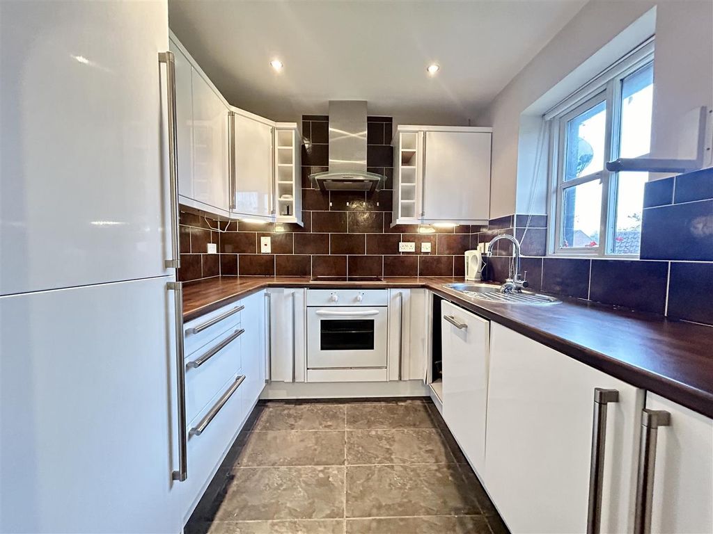 Property photo 1 of 10 Img_5596.Jpg