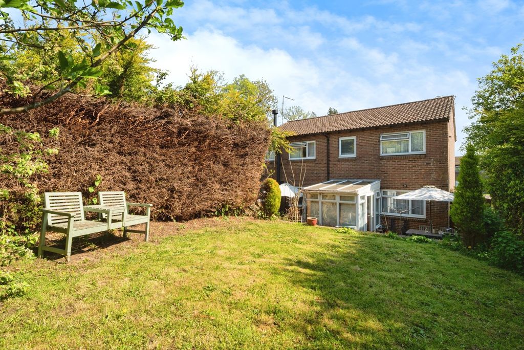 Property photo 1 of 23 Garden &amp; Rear