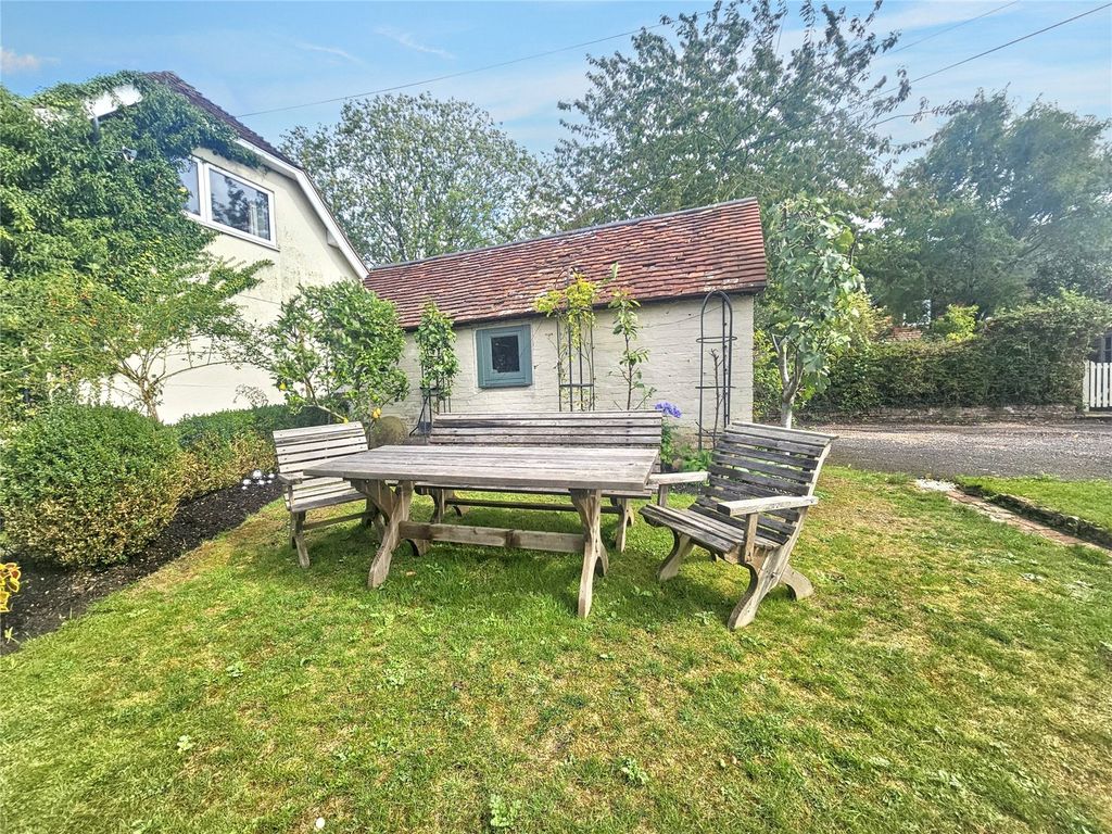 Property photo 3 of 19 Picture No. 05