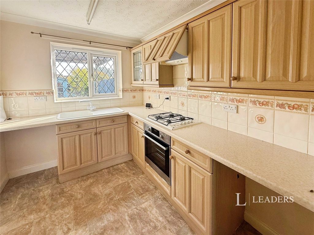 Property photo 2 of 14 1