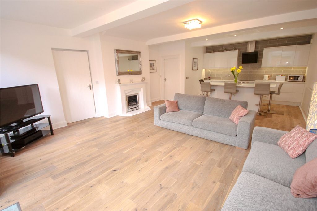 Property photo 3 of 17 Picture No. 07