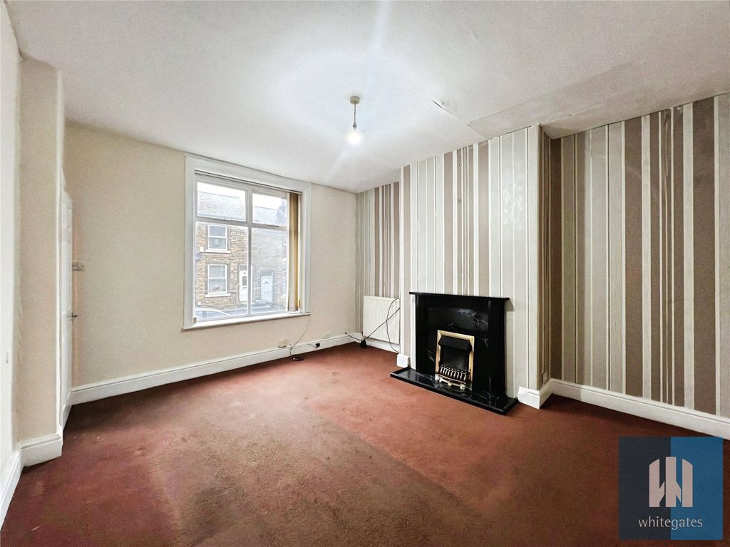 Property photo 2 of 11 Picture No. 05