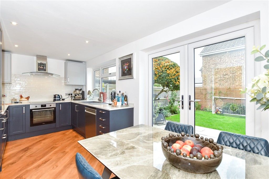 Property photo 2 of 11 Kitchen/Diner