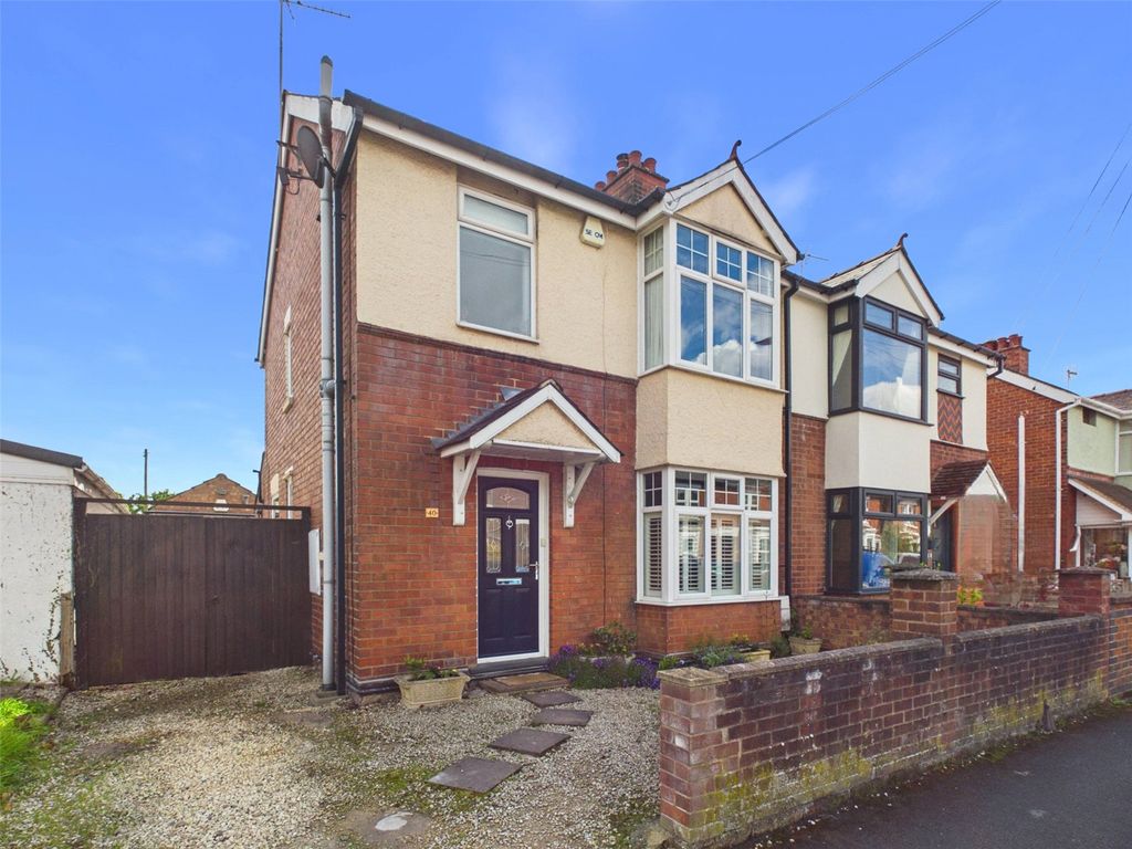 Property photo 1 of 24 Picture No. 32