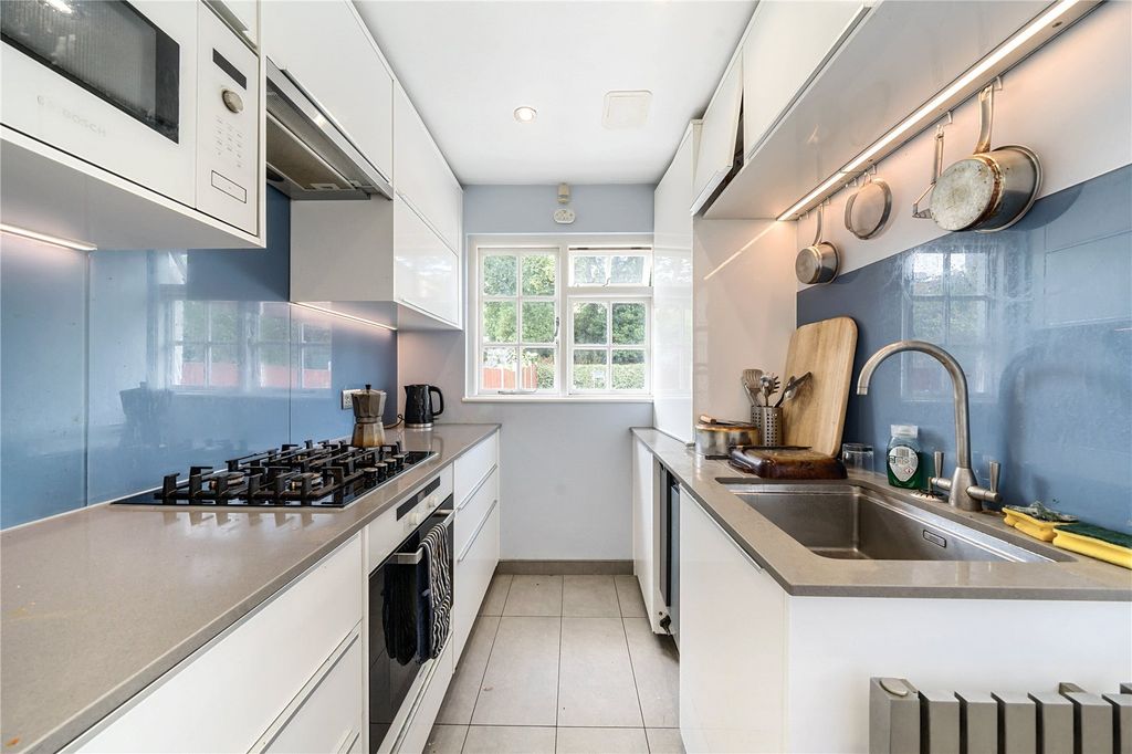 Property photo 2 of 17 Picture No. 65