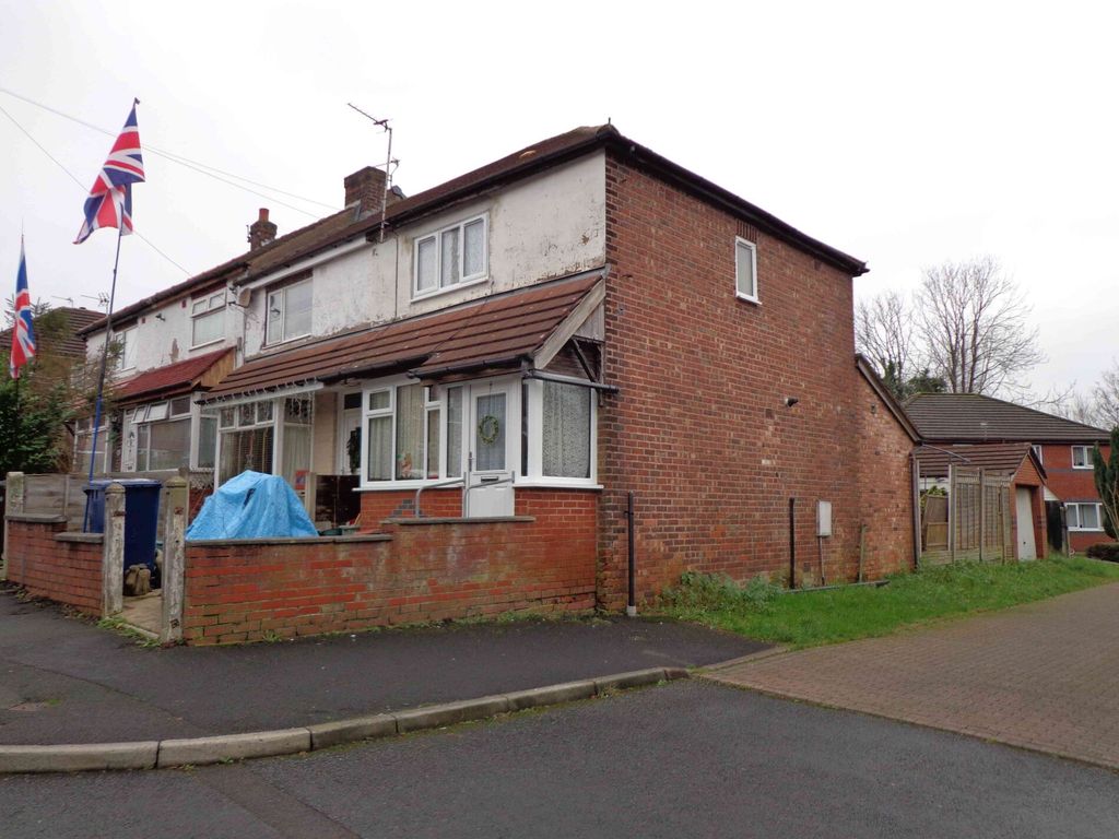 Property photo 2 of 8