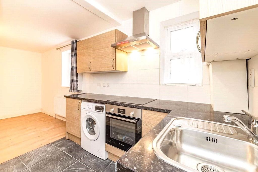 Property photo 2 of 9 Picture No. 03