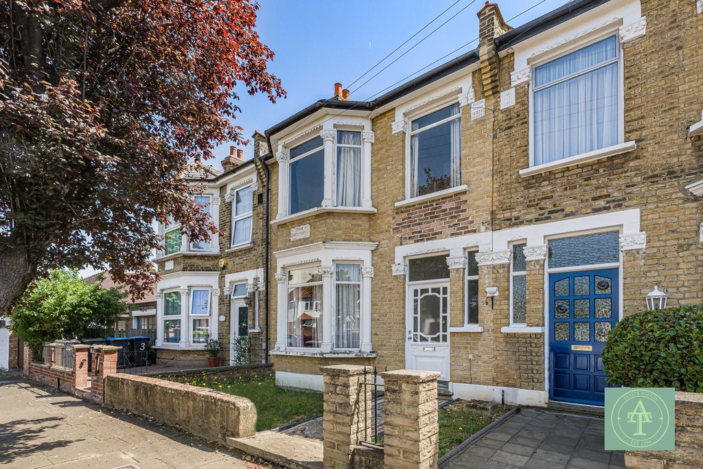 Property photo 1 of 20 Four Bedroom Terraced For Sale