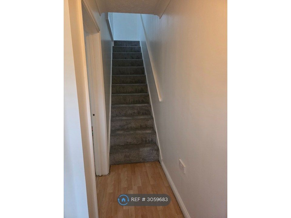 Property photo 3 of 20 Hallway And Stairs Leading To 1st Floor