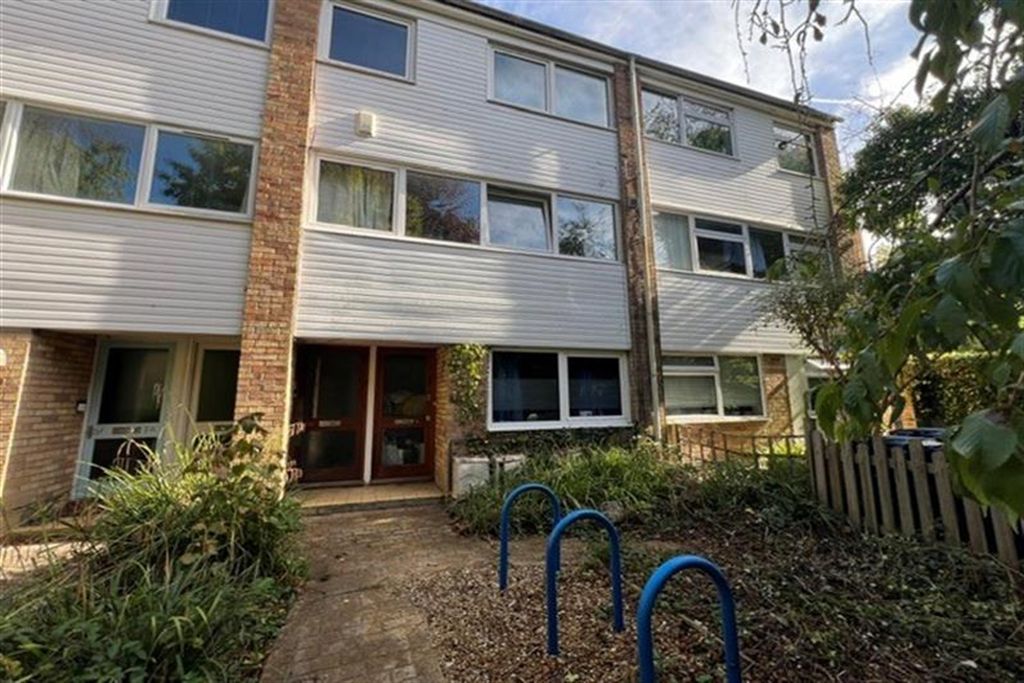 Property photo 1 of 7 (Main)