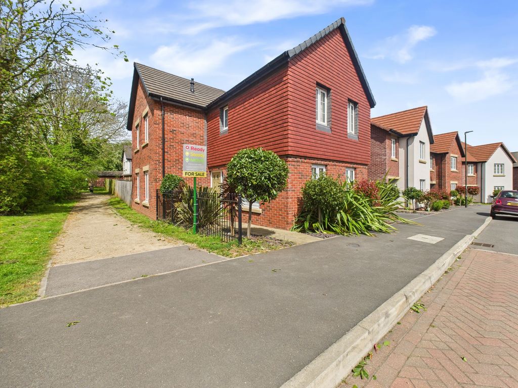 Property photo 1 of 27