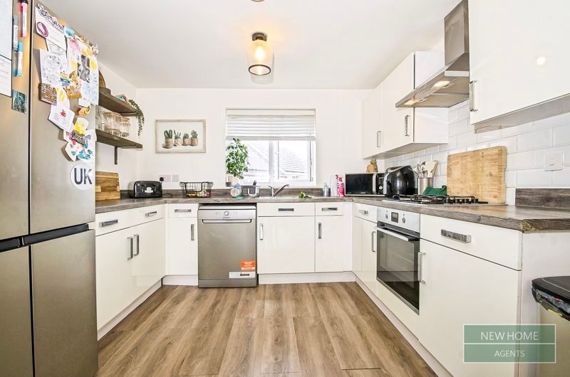 Property photo 2 of 16 Photo 9