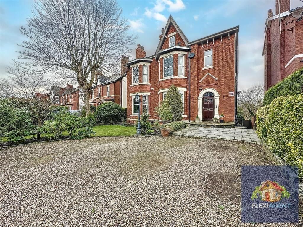 Property photo 1 of 70 4267521